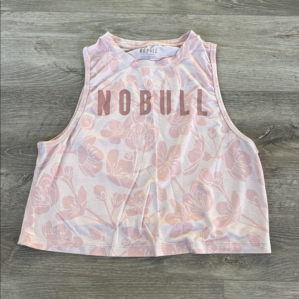Nobull cropped tank